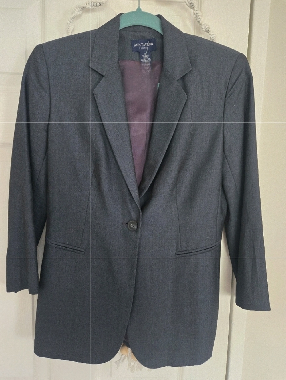 ANN TAYLOR The Petite Long One Button Blazer in Wool Blend Size 6P